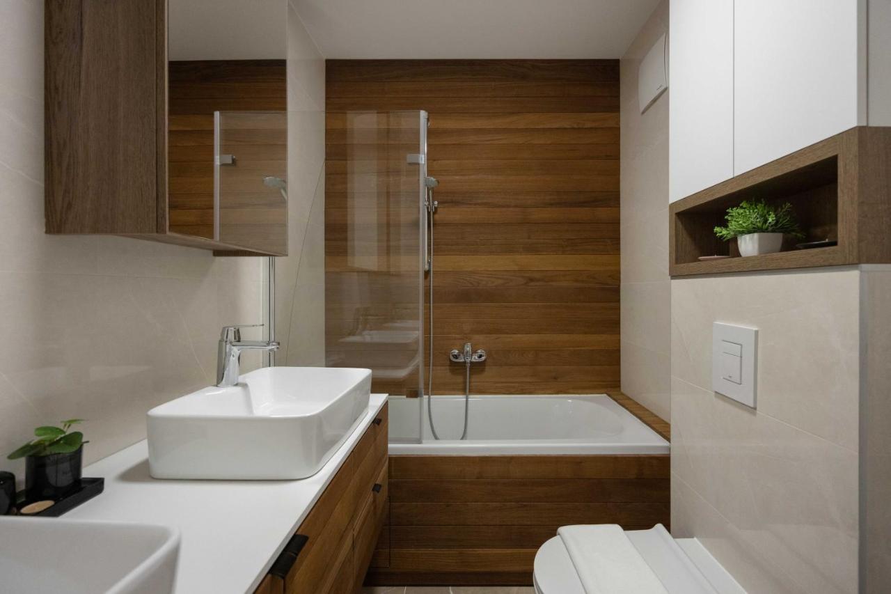 Stylish 2Bdr Apartment- Free Garage 萨格勒布 外观 照片