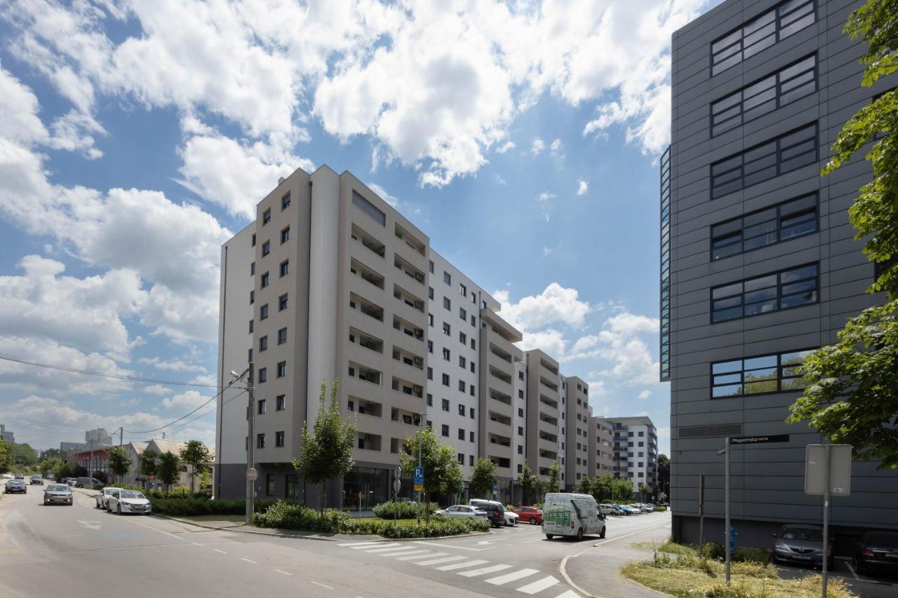 Stylish 2Bdr Apartment- Free Garage 萨格勒布 外观 照片